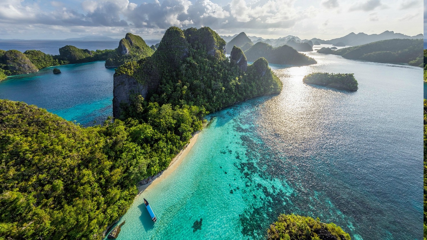 Indahnya Pulau Kecil di Sebelah Bali a.k.a Nusa Penida